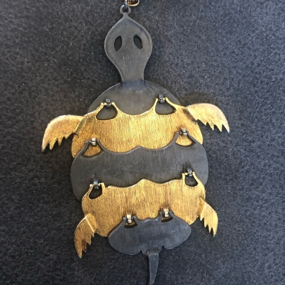 VTG Two Tone Metal Turtle Necklace Gold Link Chain Necklace 15” Gold Silver - Picture 5 of 6